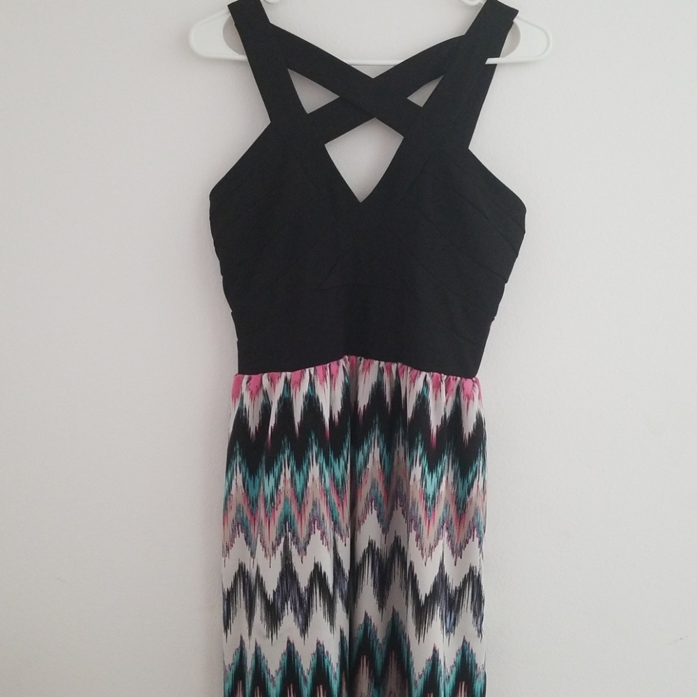Adorable Maxi Dress!!!